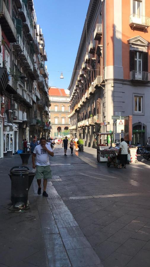Base Napoli Plebiscito Panzió Kültér fotó
