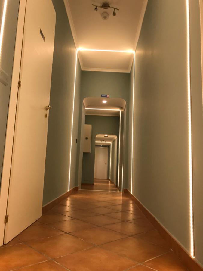 Base Napoli Plebiscito Panzió Kültér fotó