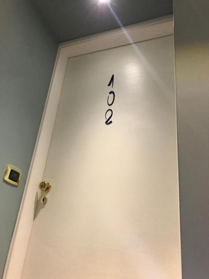 Base Napoli Plebiscito Panzió Kültér fotó